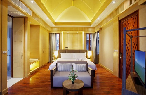 Takua Pa Resort | Beachfront Graceland Khaolak Resort: 4-Star Family Escape