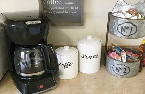 Racine House | Graceland: Guest Rated 10/10, Family-Friendly Amenities