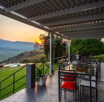 Cathkin Park House | Pet-Friendly Graceland Self-Catering Cottages with Ocean View