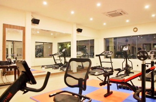 Konajhir Resort | Relax at Graces Resort: Family-Friendly with Pool Access