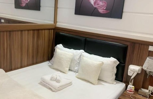 Thanh Tri Hotel | Discover GRAD Dai Thanh Hotel: Family-Friendly Escape