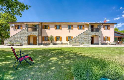 Gracisce Apartment | Experience Grad Inn Apartments & Resort: 4-Star Oceanfront Retreat