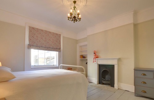 St Leonards-On-Sea House | Grade II listed three storey town house enjoying sea views from all floors