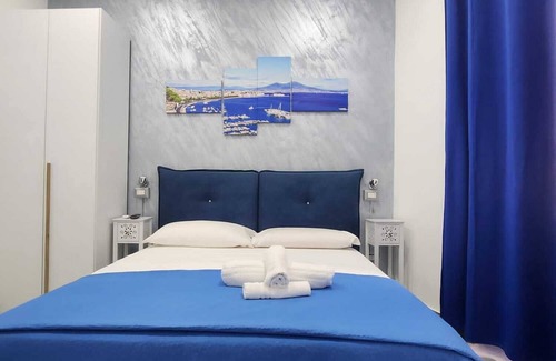 Quartieri Spagnoli House | Discover GRADINI PARTENOPEI: Spa & Family-Friendly Retreat