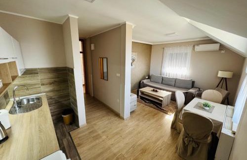 Gradiska Apartment | Comfortable Gradiska na Savi Apartments with Breakfast & Hot Tub