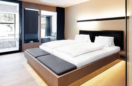 Großdorf House | Experience Gradonna Mountain Resort with Family-Friendly Amenities