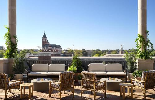 Auburn Hotel | Pet-Friendly Getaway at Graduate Auburn - 4-Star Stay