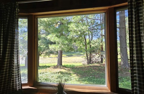 Orange Prairie Cottage | Comfortable Grain Bin Cottage 10 with Family-Friendly Amenities