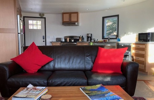 Philipsburg House | Explore Grain Bin House: 10/10 Rated in Philipsburg