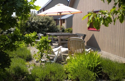 Saint-Coulomb House | GRAIN DE BLE: Beachside Retreat with Pool & Top Ratings