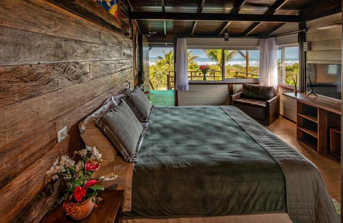 Paranagua Hotel | Grajagan Surf Resort: Pet-Friendly Oasis with Ocean Views