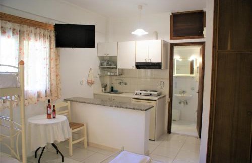 Episkopos Apartment | Grammatoula: Pet-Friendly Retreat with 9/10 Guest Ratings