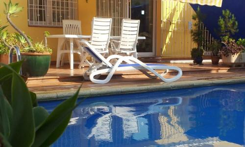 Gandia House | Relaxing Gran Adosado with Private Pool in Tranquil Area