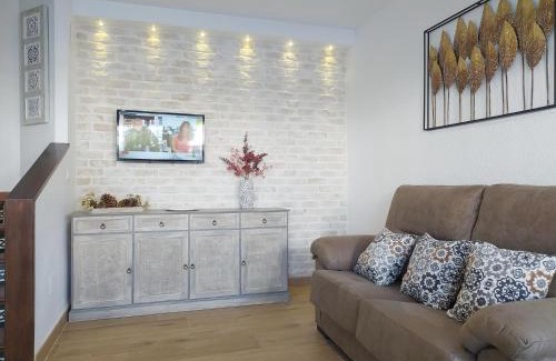 Islantilla House | Cozy Corner Townhouse Steps from the Beach in La Antilla