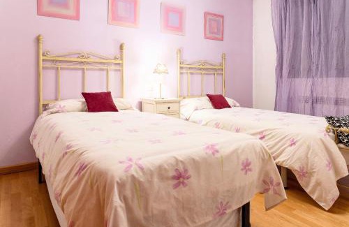 La Cortinada Apartment | AndBnB: Family-Friendly 3-Bedroom with Terrace & Parking
