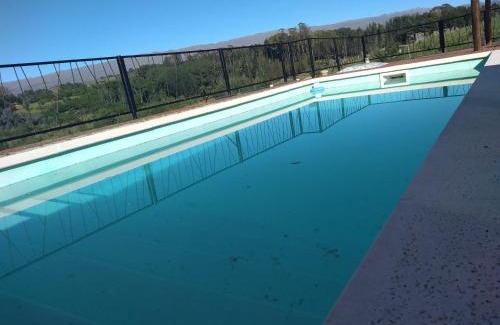 Villa Yacanto Ski Chalet | Beautiful Gran Cabaña in Villa Yacanto with Pool and Pets