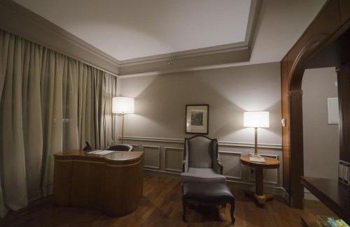 Brooklin Novo Hotel | Discover Gran Estanplaza Berrini: 5-Star Stay with Pool & Hot Tub