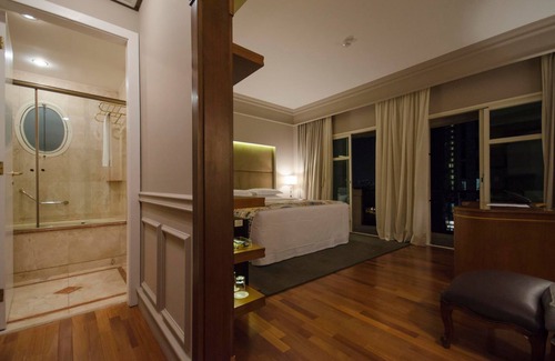 Brooklin Novo Hotel | Explore Gran Estanplaza Berrini: 5-Star Spa & Pool Retreat