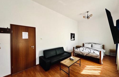 Baia Mare Hotel | Gran Gala: Family-Friendly Stay with Breakfast Included
