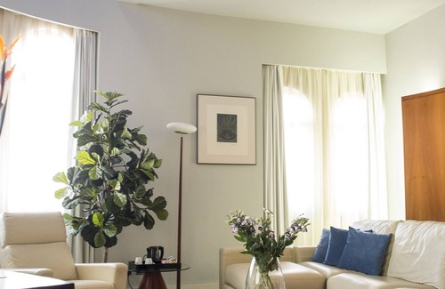 Albacete Hotel | Elegant Gran Hotel Albacete: Spa & Restaurant Awaits