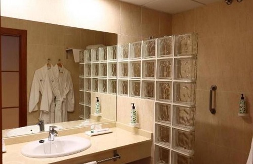 Alange Hotel | Relax at Gran Hotel Aqualange - Top-Rated Spa Escape