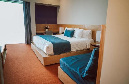 Irapuato Hotel | Discover Gran Hotel Concordia: 4-Star Stay with Breakfast