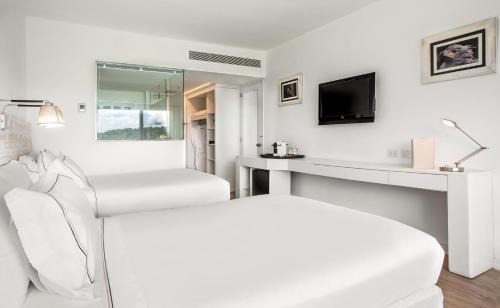 Iguazu National Park Hotel | Elegant Gran Meliá Iguazú: 5-Star with Pool & Hot Tub
