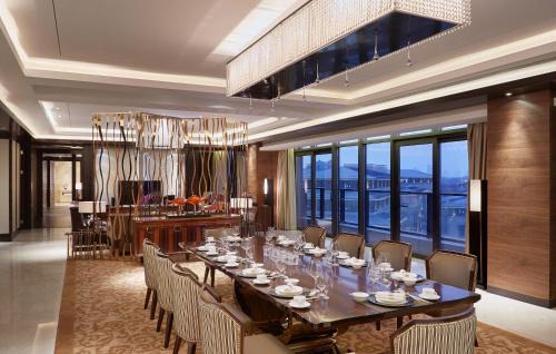 Yanta Qu Hotel | Discover Gran Melia Xi'an: 5-Star Splendor Awaits You