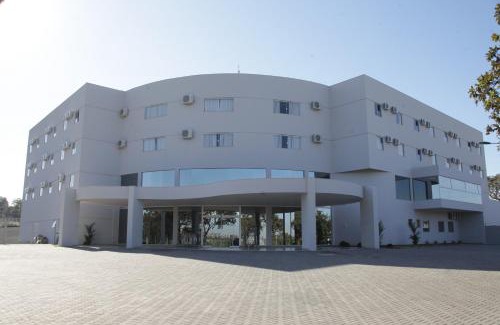 Mineiros Hotel | Discover Gran Park Hotel e Convenções: Family-Friendly Comfort