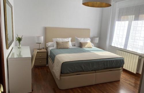 Centro Apartment | Prime Gran Via Location with Air Conditioning & Breakfast