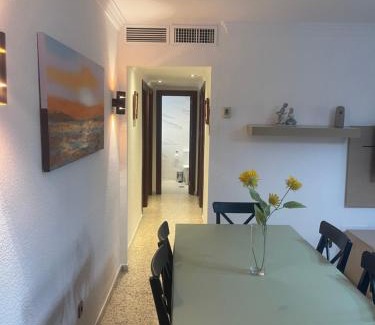 Cruz de Humilladero Apartment | Magnificent Apartment in Málaga - Pet & Child Friendly Retreat