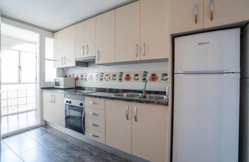 Beiro Apartment | Discover Granada Albaicín Aynadamar: Family & Pet Friendly Stay