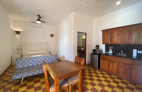 Granada Apartment | Convenient Granada Apartment #2 Near Calle La Calzada