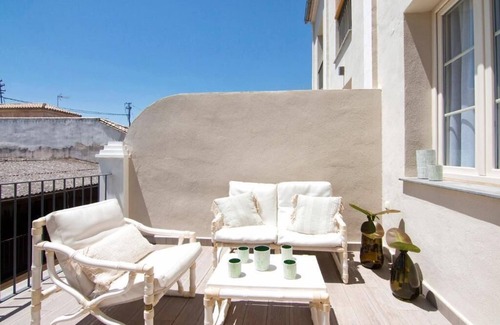 Centro - Sagrario Apartment | Elegant Granada Boho Chic Suite with Pool and Spa Amenities