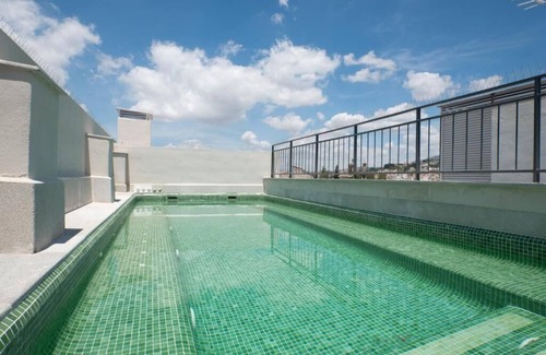 Centro - Sagrario Apartment | Elegant Granada Boho Chic Suite with Pool and Spa Amenities