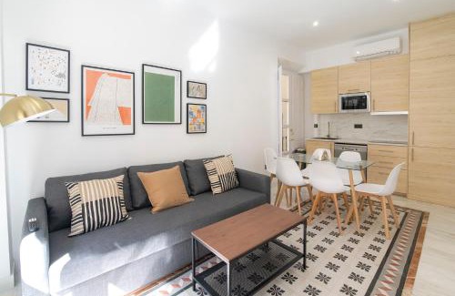 Centro - Sagrario Apartment | Top-Rated Granadi Apartamentos - Ideal for Families