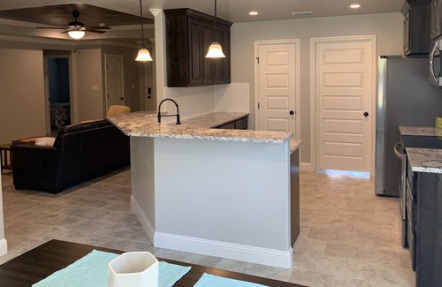 Granbury House | Granbury Get-Away with a Modern Touch