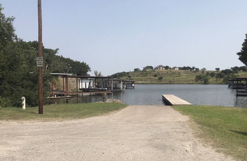 Granbury House | Granbury Get-Away with a Modern Touch