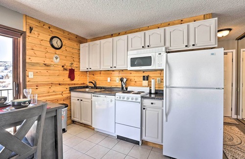 Granby Condo | Granby Studio with Mountain Views Near Hiking and Skiing