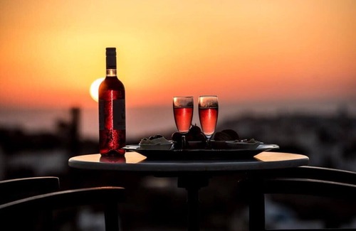Finikia Apartment | Elegant 1BR Suite with Private Balcony in Santorini