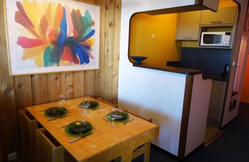 Avoriaz Apartment | Delightful 2-Room Retreat with Valley View and Amenities