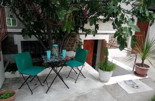 Montgeron Apartment | Comfortable 2-Room Escape in a Prime Location