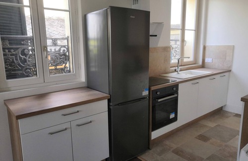 Mantes-la-Jolie Apartment | New Grand 2P by the Seine - Family-Friendly Escape