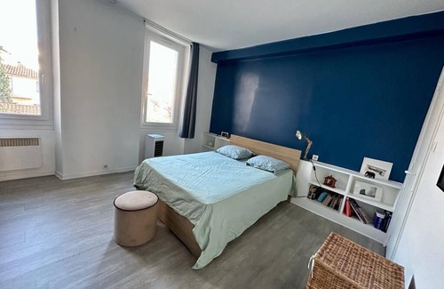 Lodi Apartment | Radiant 3-Piece Retreat in Lodi with Breakfast Included
