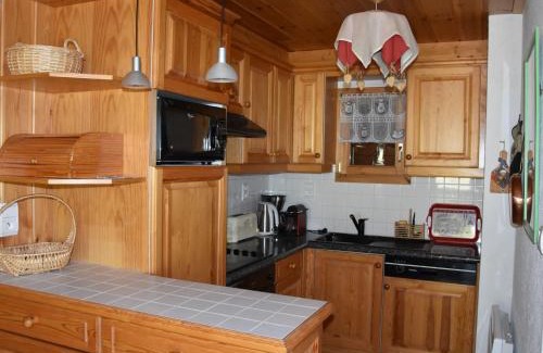 Champagny-en-Vanoise Apartment | Scenic Retreat Near Gondola with Cozy Fireplaces
