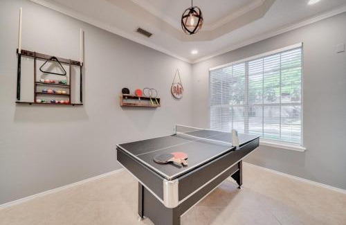 Grand Prairie House | Discover Grand Prairie Paradise Home with Pool & Pet-Friendly Amenities
