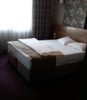 Iskenderun Hotel | Experience Comfort at Grand Akçalı Otel with Hot Tub & More