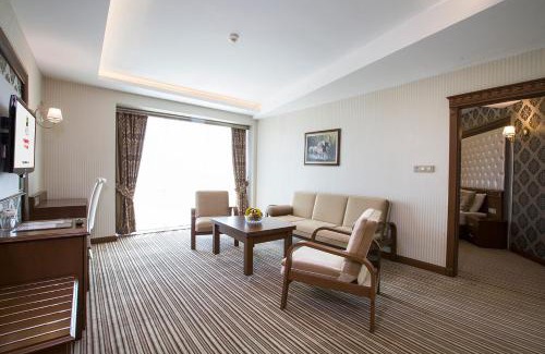 Aksaray Hotel | Elegant Grand Altuntas Hotel with Ocean Views & Spa