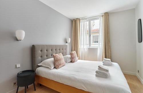 Ternes Apartment | Grand appartement 4BR - 17th arrondissement