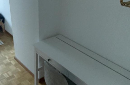Thonex Apartment | Grand Appartement: Family and Pet Friendly Getaway